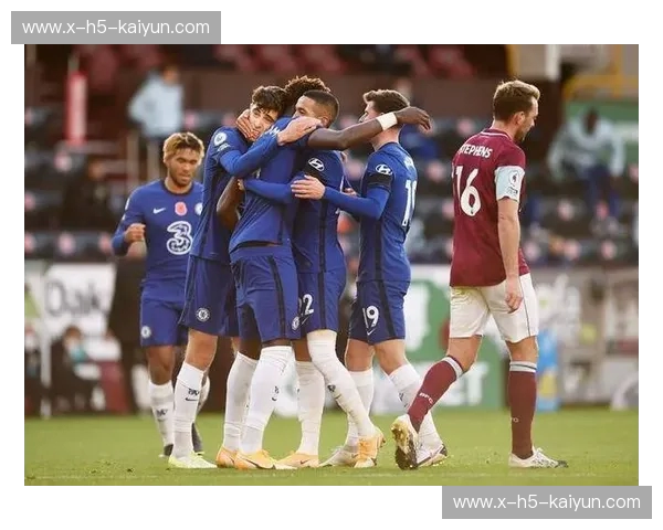 英超铁幕下的浪漫博弈:当伯恩利的硬骨头撞上曼城的蓝色风暴 英超铁幕下的浪漫博弈:当伯恩利的硬骨头撞上曼城的蓝色风暴